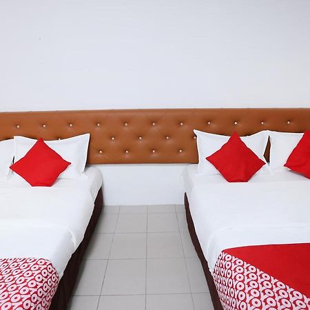 Oyo 89672 Eg Hotel Jj جوهر بهرو المظهر الخارجي الصورة