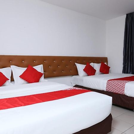 Oyo 89672 Eg Hotel Jj جوهر بهرو المظهر الخارجي الصورة