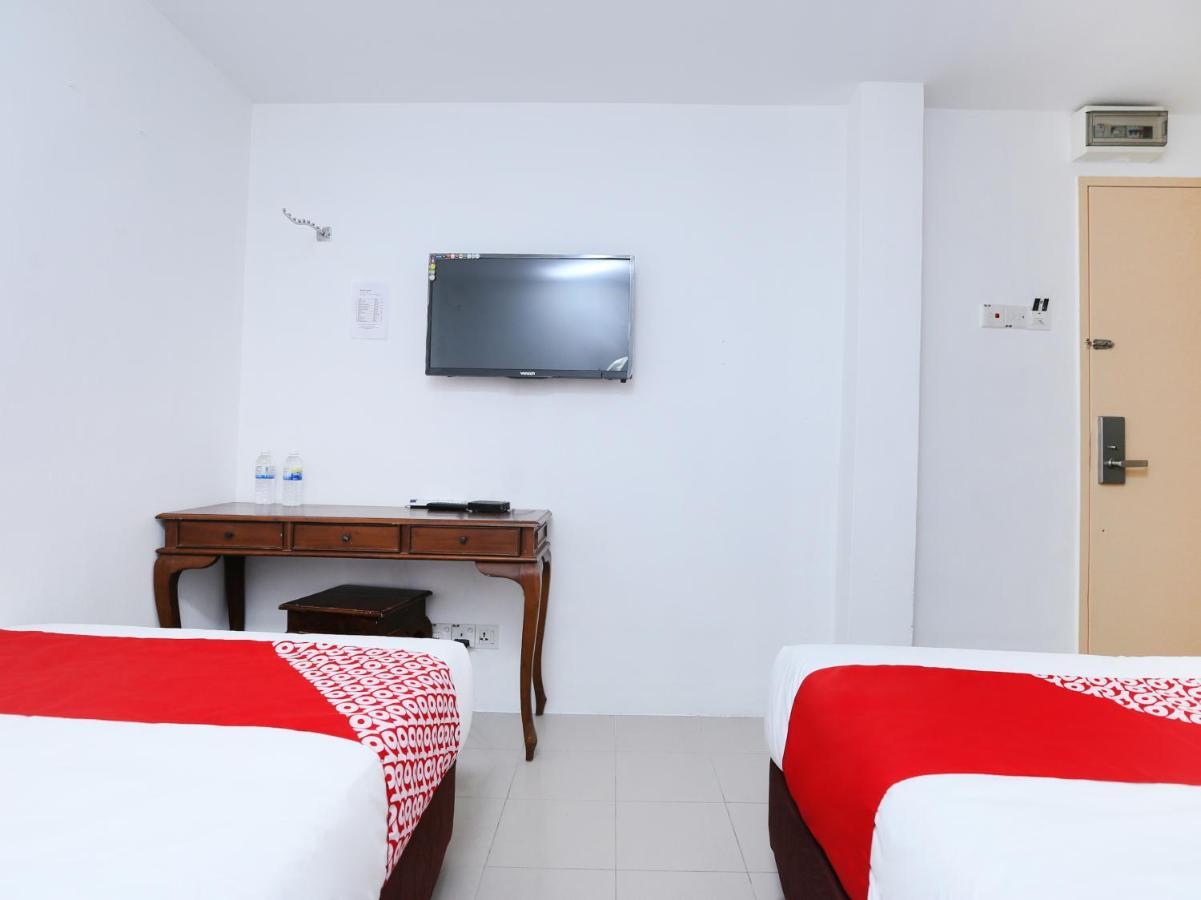 Oyo 89672 Eg Hotel Jj جوهر بهرو المظهر الخارجي الصورة