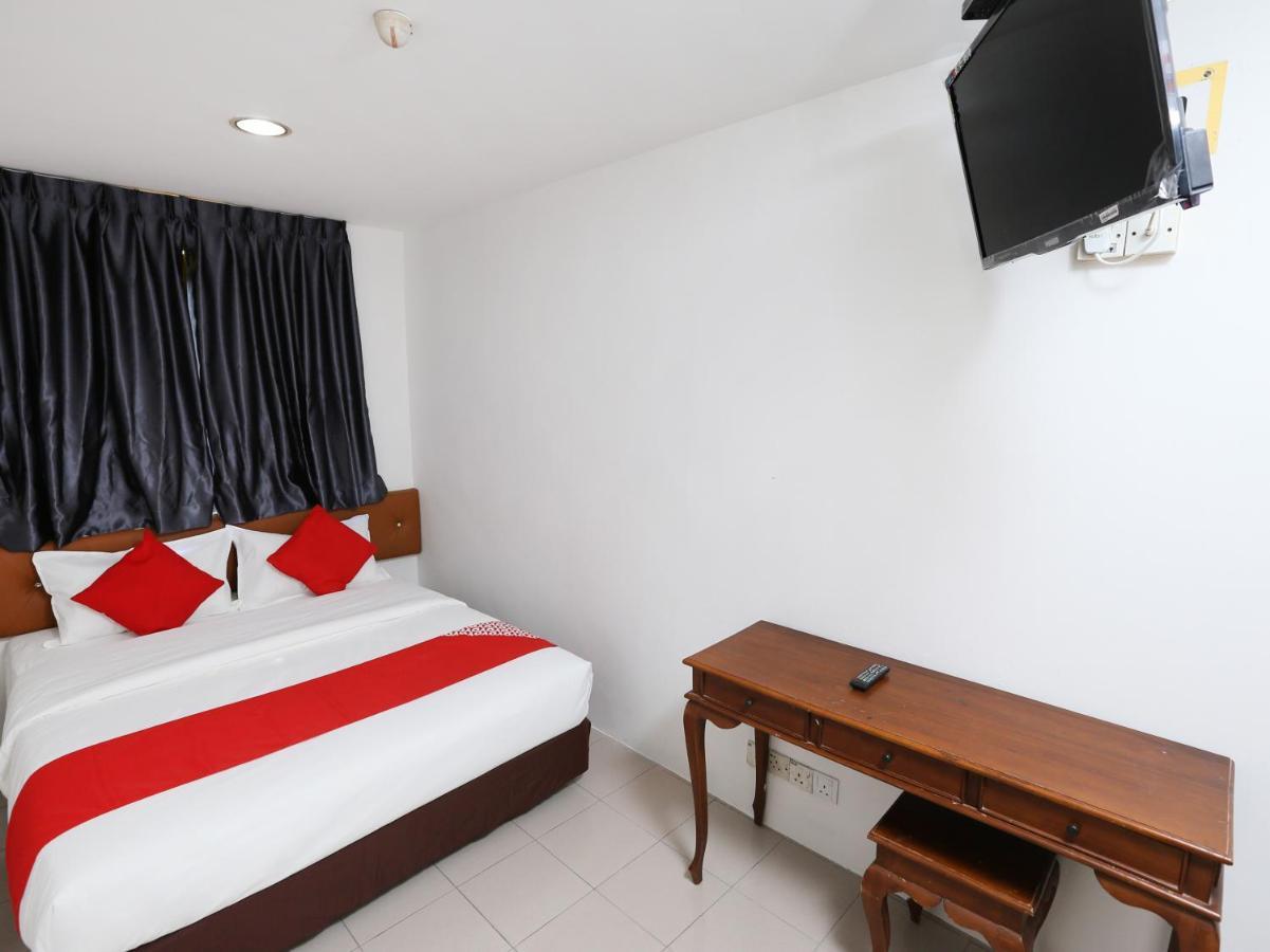 Oyo 89672 Eg Hotel Jj جوهر بهرو المظهر الخارجي الصورة