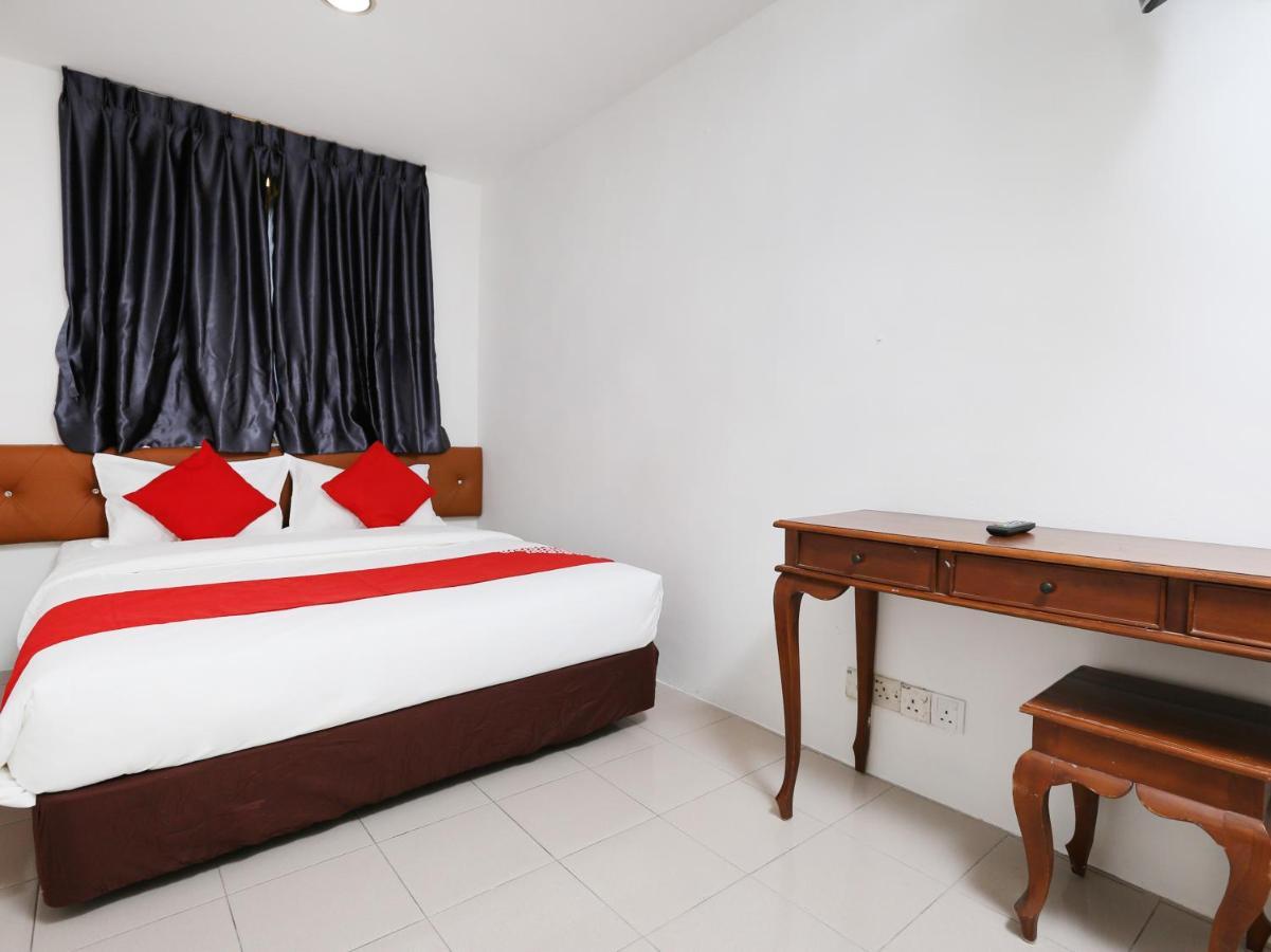 Oyo 89672 Eg Hotel Jj جوهر بهرو المظهر الخارجي الصورة