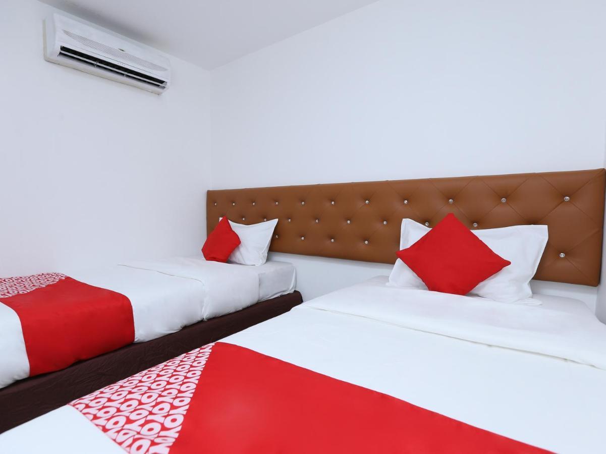 Oyo 89672 Eg Hotel Jj جوهر بهرو المظهر الخارجي الصورة