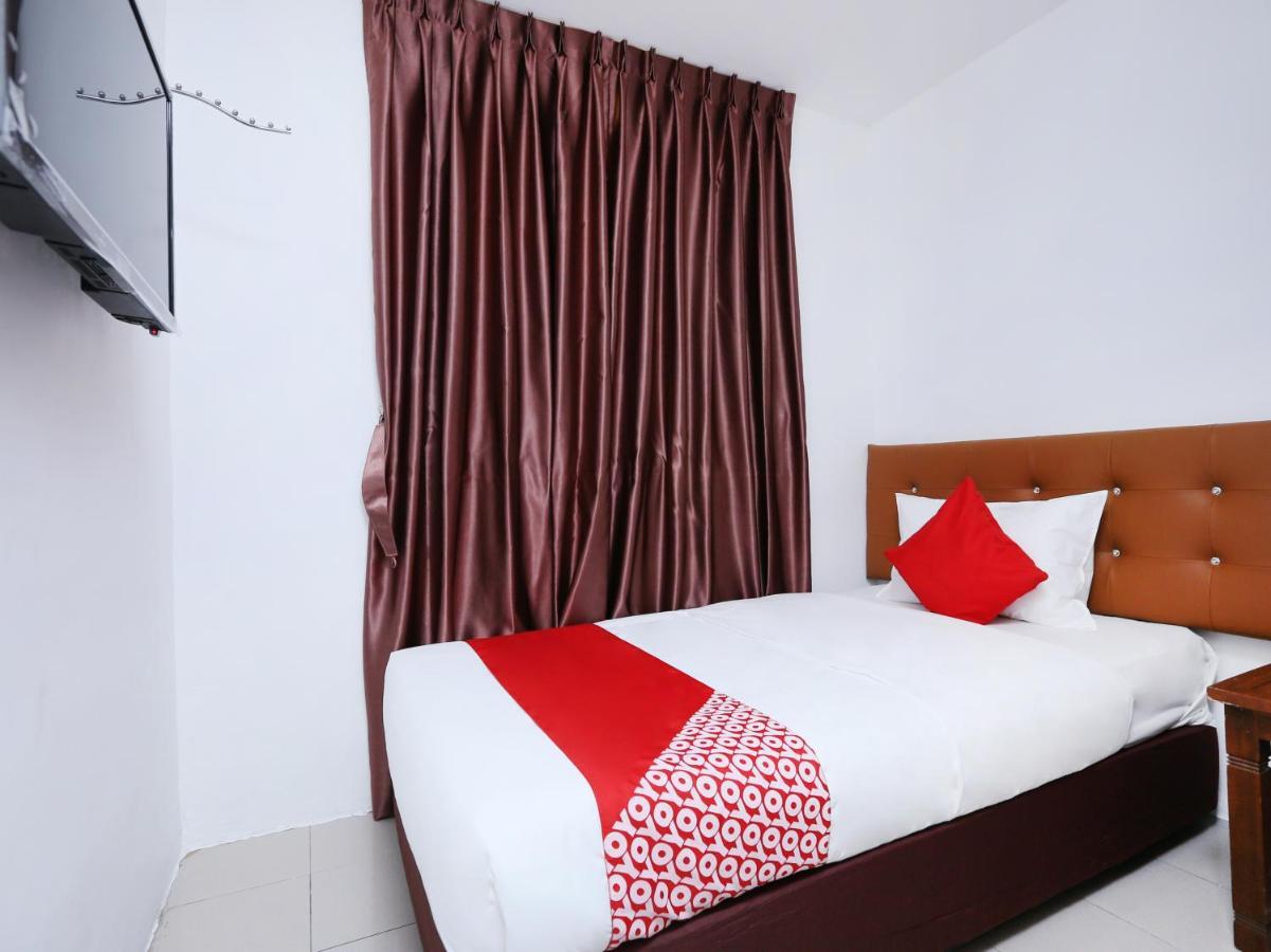 Oyo 89672 Eg Hotel Jj جوهر بهرو المظهر الخارجي الصورة