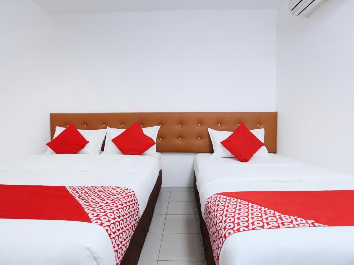 Oyo 89672 Eg Hotel Jj جوهر بهرو المظهر الخارجي الصورة